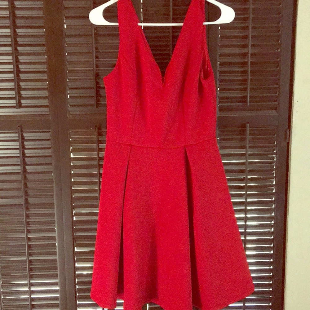 Francesca’s Red date night dress - Picture 1 of 8